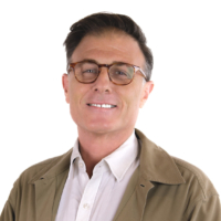 Ennead 6000 01 EA Headshot WB Michael Saltzman 0001 medium